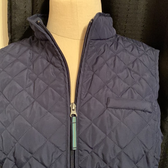 VAN HEUSEN SIZE L BLUE QUILTED ZIP VEST - Picture 2 of 9